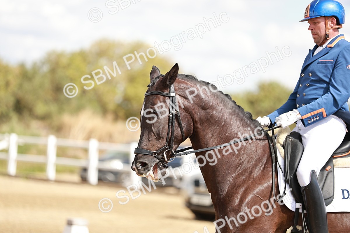 SBM_005415 - Class 5 - FEI PSG - 13.54.14.58