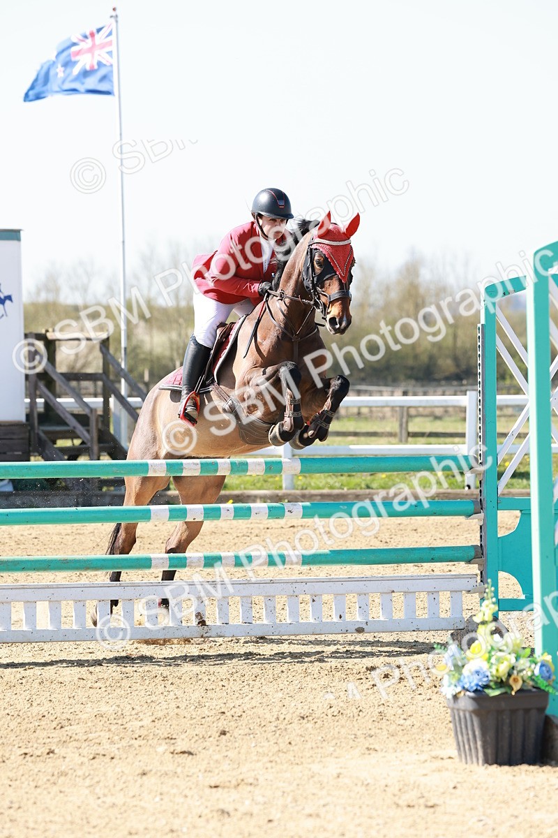 SBM_004435 - Class 17 - Senior Newcomers - 1.10m