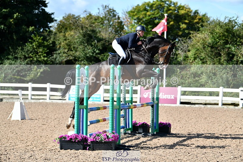 240913A-105155-03565 - Cls 21 Snr Discovery and 1m Open