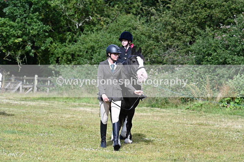 WJ7_4303 - Class 1 Lead Rein Pony