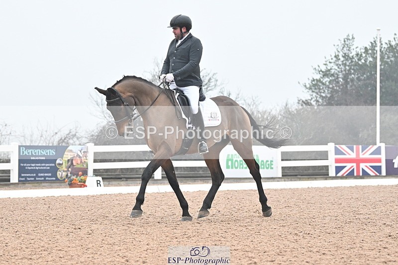 240217A-122501-02193 - 153-Robert.Trobridge-Orlando.T