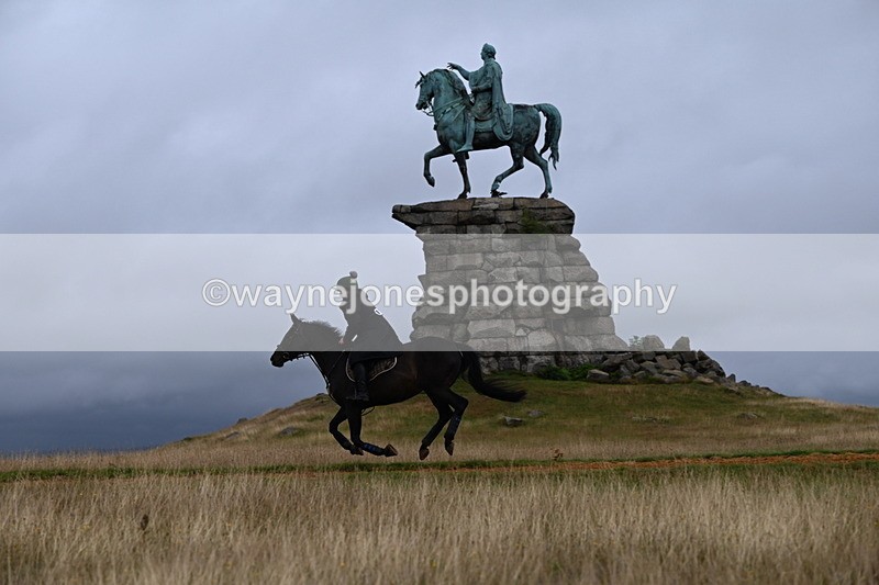DSC_2743 - Time at Statue 12:34 to 12:56