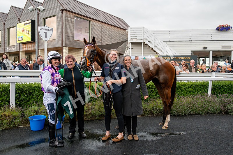 190824-Race 1-Shes A Novelty-4244 - Race 1