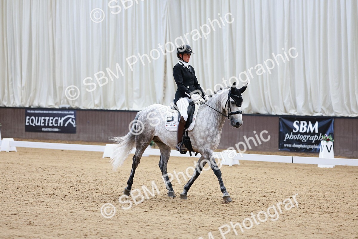 SBM_007128 - Class 6b - Novice 6 - 8.56-9.24