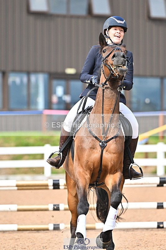 240723A-163418-00167 - 70cm