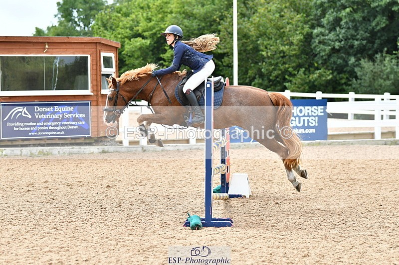 230819A-121407-00484 - Cls 25 Pony Newcomers & 1m Open