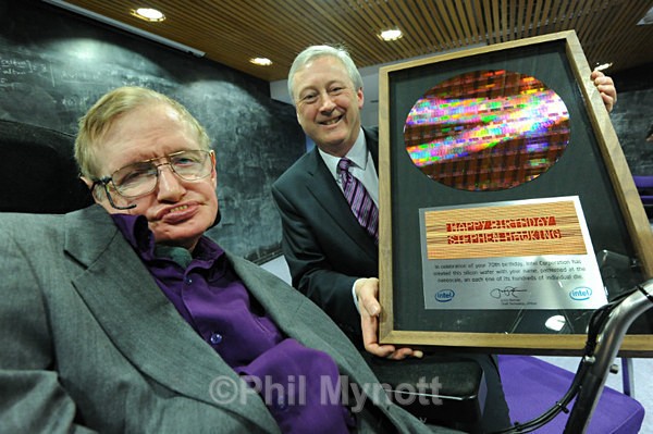 Prof Stephen Hawking Portrait photo Cambridge Uk Cambridge professional Photographer Phil Mynott