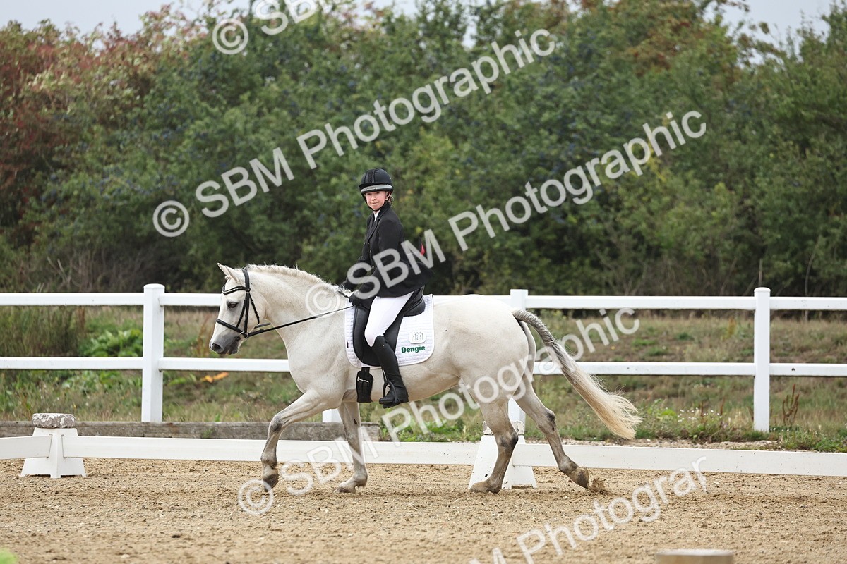 SBM_004368 - Class 8 - Novice 3 Champs