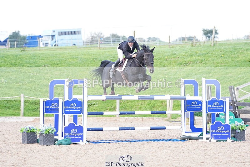 241004A-164630-02860 - Fri 05 Nat 1.30m & 1.40m Open