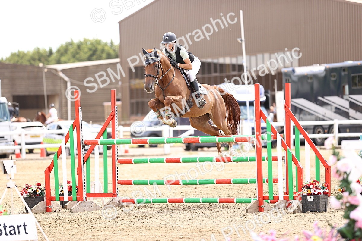 SBM_003584 - Class 22 - Senior Foxhunter 1.20m