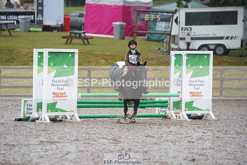 240824X-083202-20290 - 70cm Round 1 8.30 to 9.30