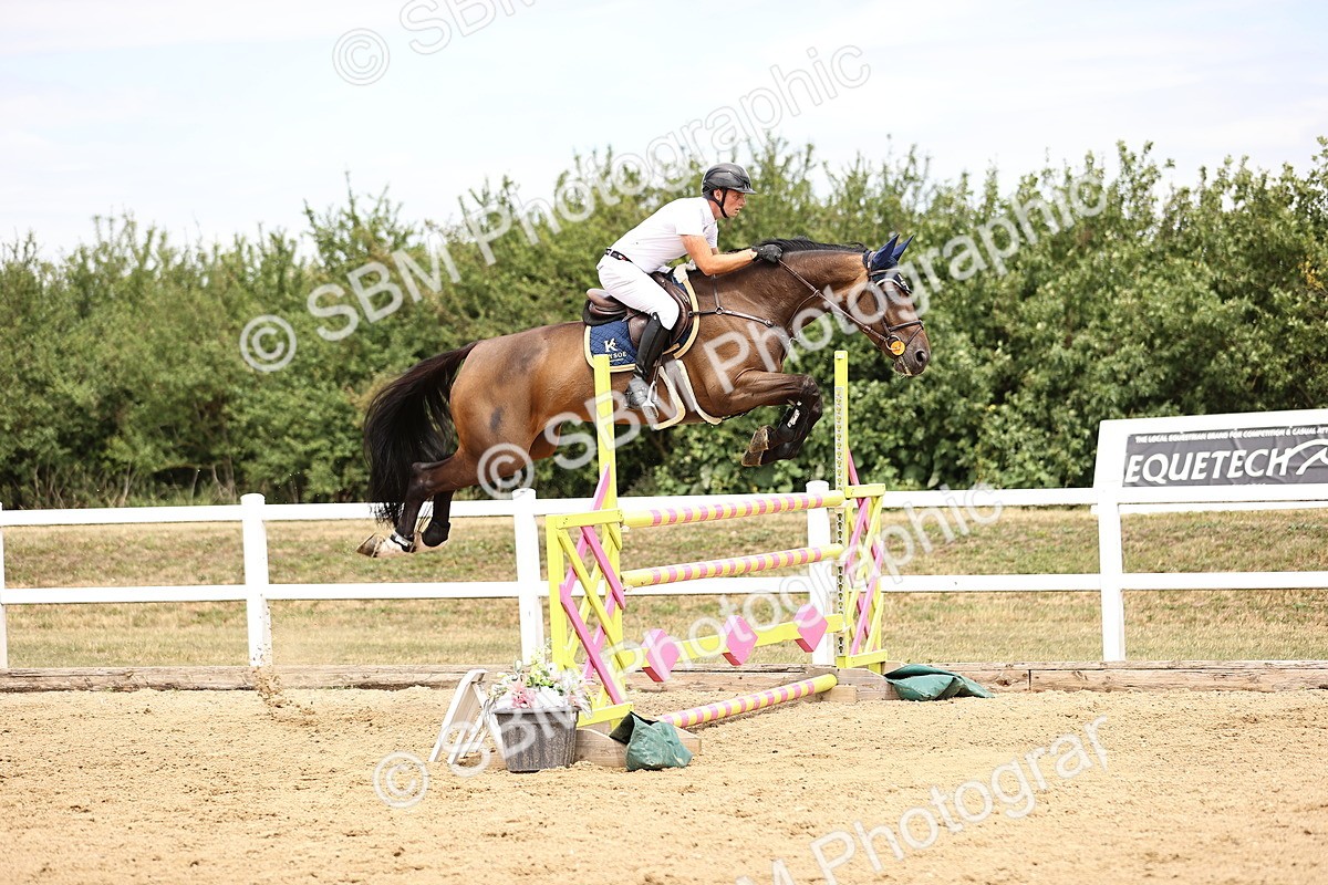 SBM_010515 - Class 9 - Senior Foxhunter - 1.20m Open