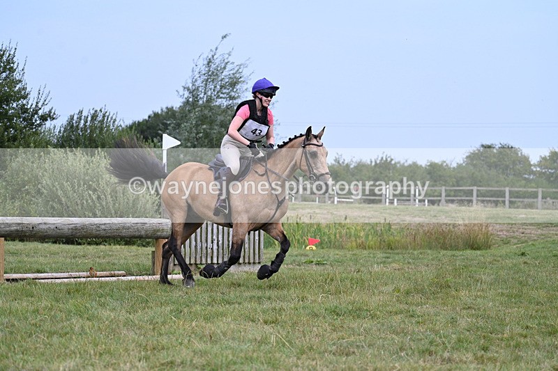 WJ7_8199 - 80cm XC Time 15:26 to 15:43