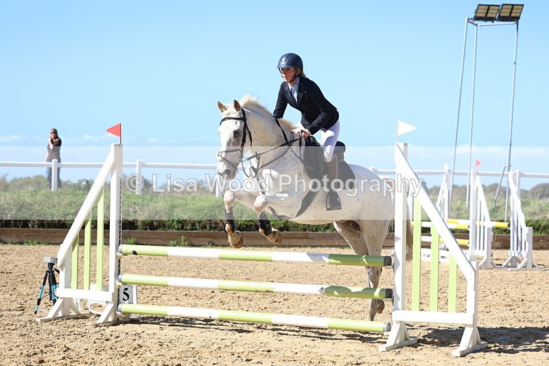 3E7A4703 - Class 8: 80cm Junior