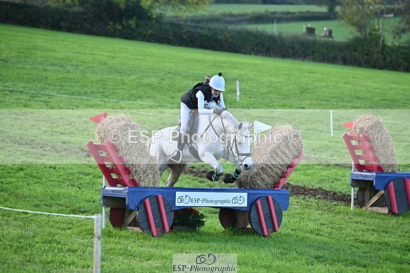 251025A-163750-22148 - H-652-Amelie.Perceval