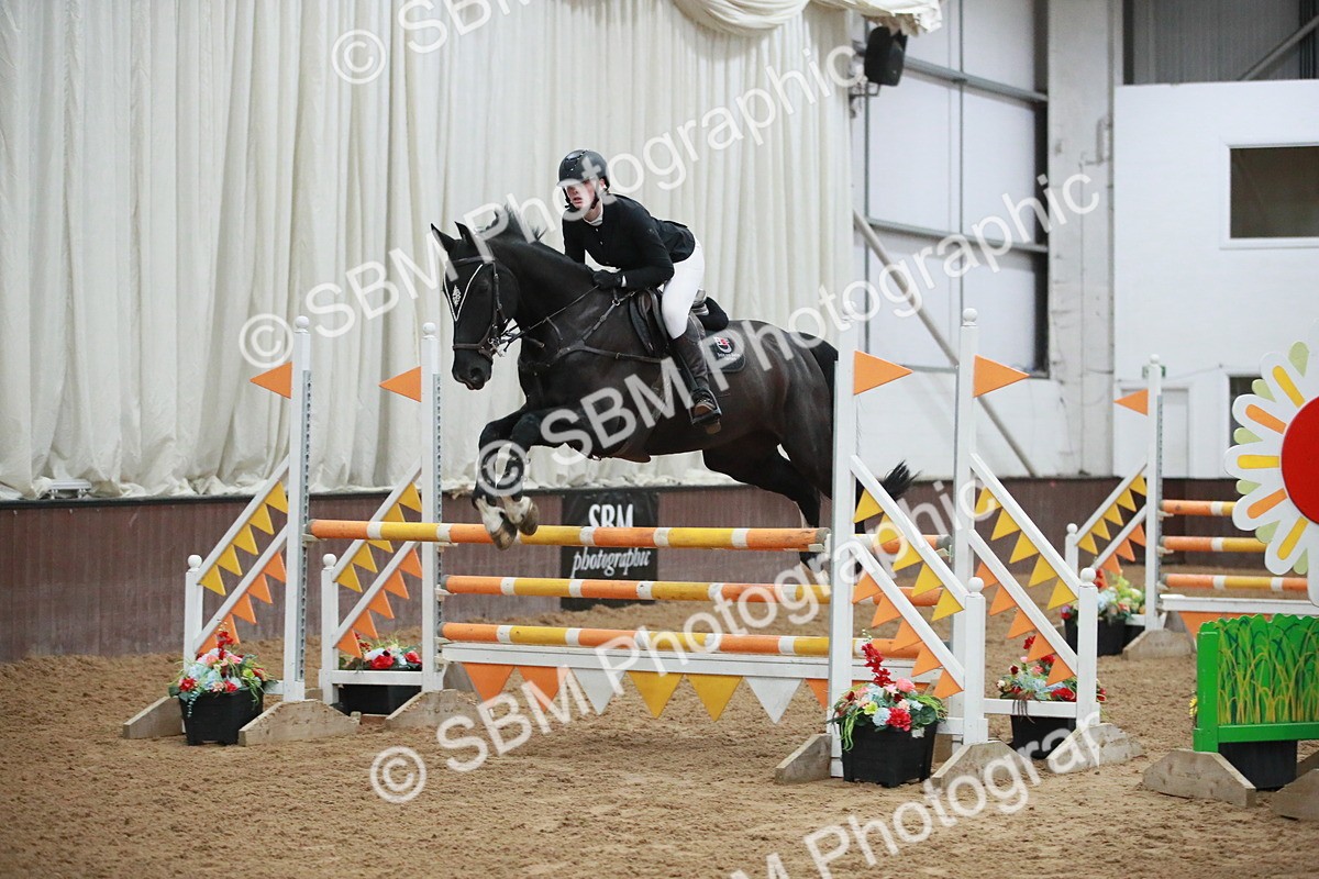 SBM_001140 - Class 4 - Senior Newcomers - 1.10m Open