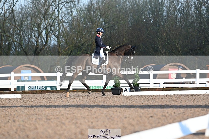 240218A-090649-04999 - 162-Holly.Kerslake-Totil.Platinum