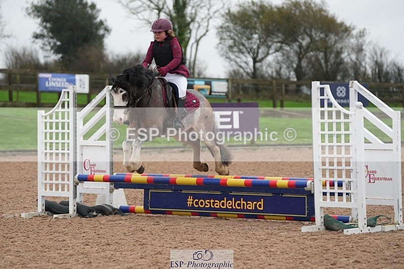 251116-094733-01413 - Cls 18 Clear Round 50cm