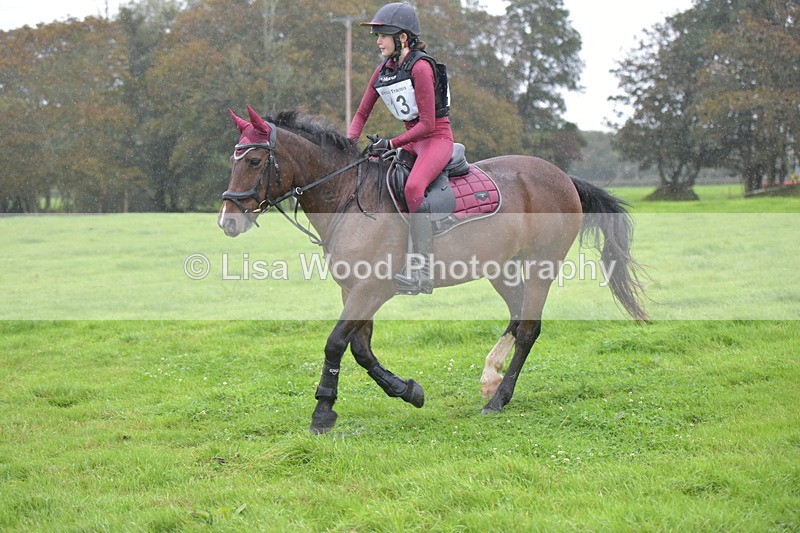 RAY_9331 - Class 1: 65cm: Ski Jump