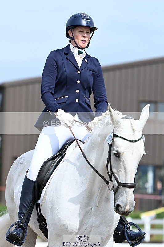 250907-131425-10034 - 002-Claire.JonesOwl.House.Rebel