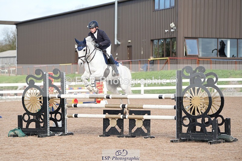 251025-141413-00601 - Cls 13 Pony Foxhunter and 1.10m