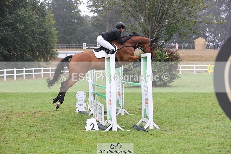 250830A-132115-06644 - Cls 16 Snr Newcomers and 1.10m Open