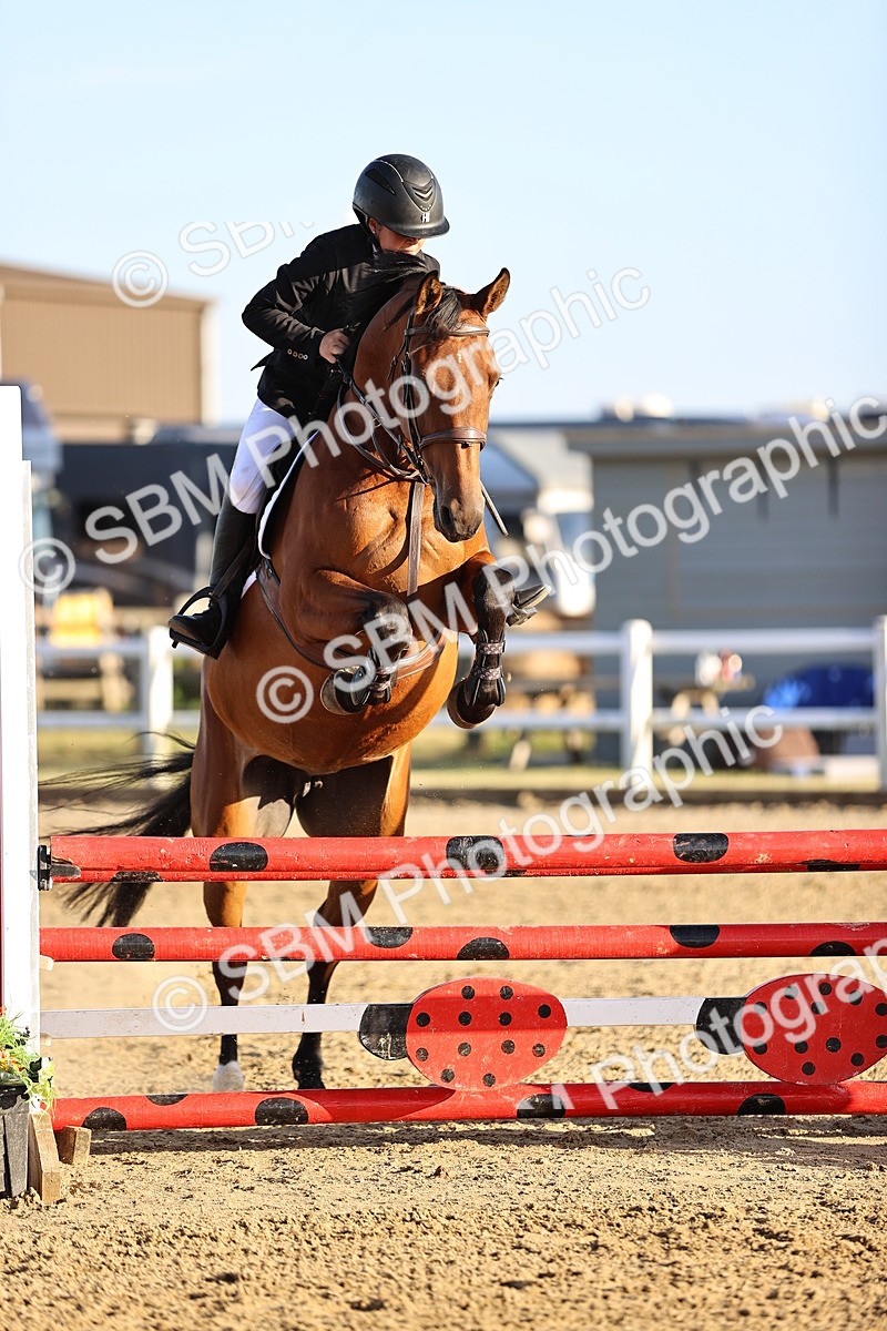 SBM_012527 - Class 12 - Senior British Novice - 90cm Open