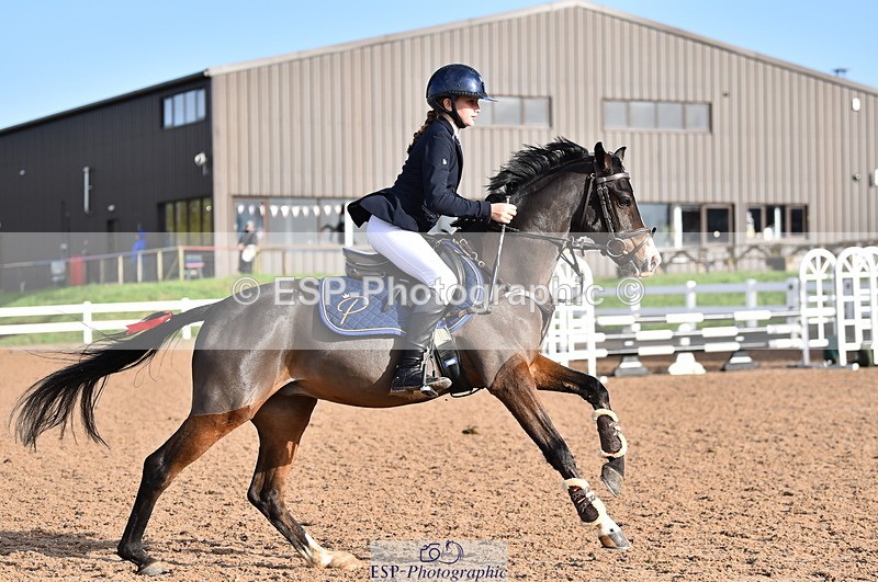 231028A-110426-00681 - Cls 2 British Novice & 80cm Open