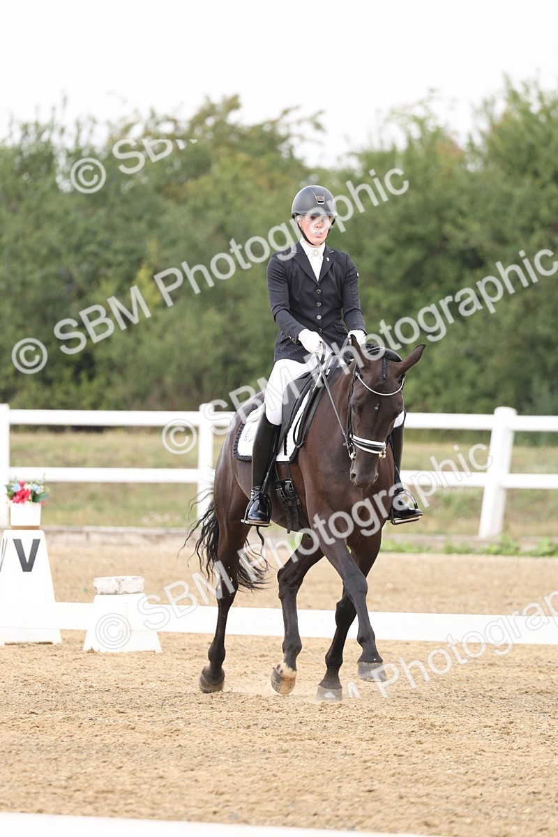 SBM_006281 - Class 6 - novice 6 - 11.50-12.46