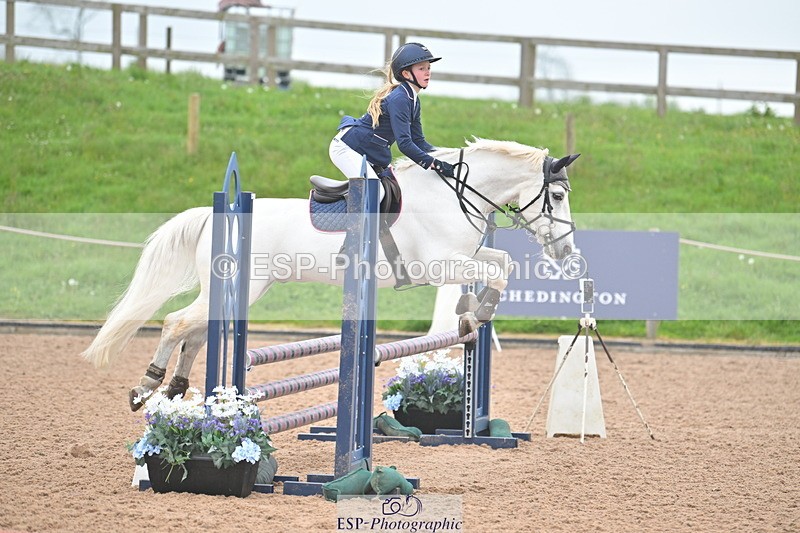 240505A-090400-03381 - Cls 1 Pony Intro 70cm