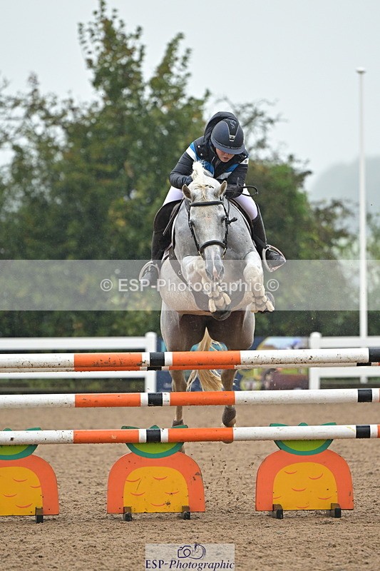240925A-141310-01079 - Cls 5 Foxhunter and 1.20m Open