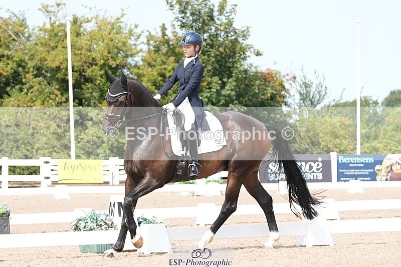 250815-114144-00925 - 010-Beatrice.ButterworthIvo.II