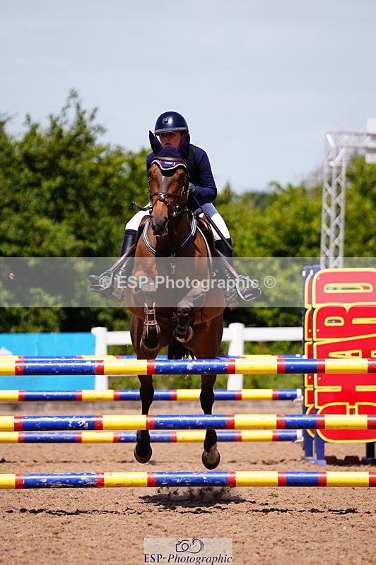 240629A-115902-05134 - Cls 18 Newcomers and 1m Open