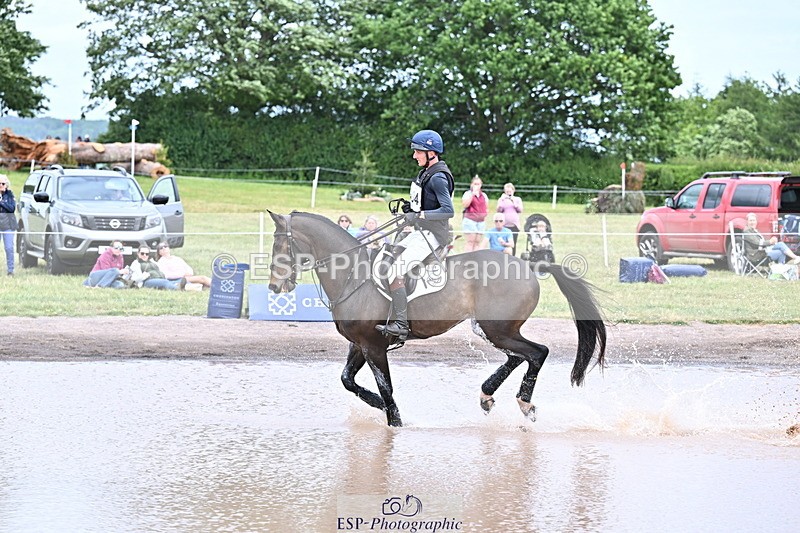 250525A-143756-16541 - D-404-Tom.Jackson-PLOT.TWIST.B