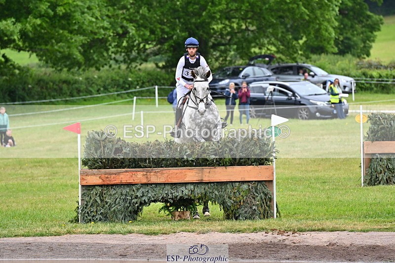 250524A-120206-10057 - B-311-Barnie.Brotherton-WHIXLEY.QUALITAS