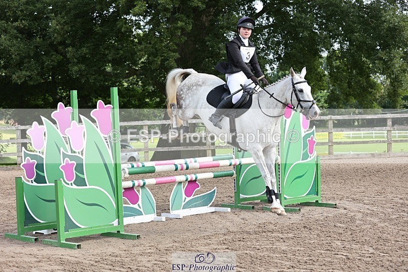 240803-094043-00110 - 003-Tabby_McKiernan-COSMIC_LADY