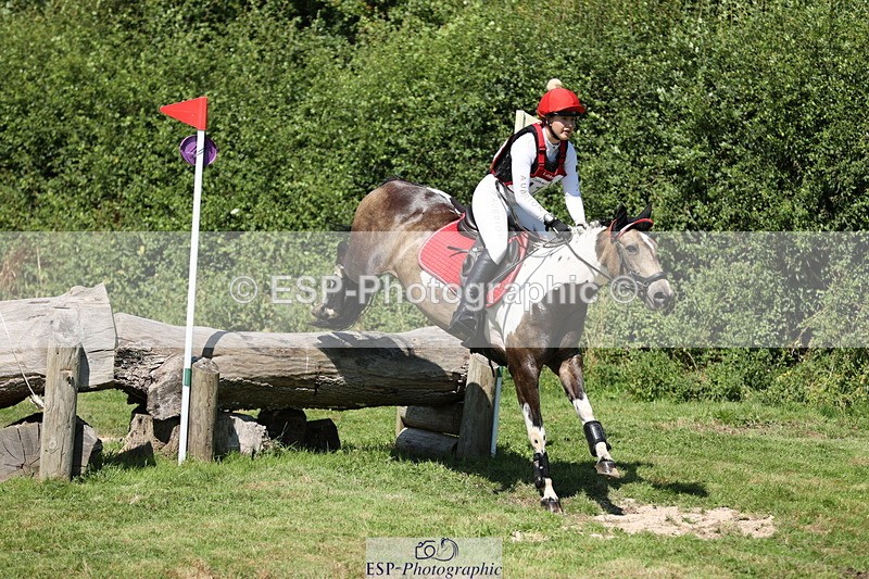 240811A-113657-02423 - 114-