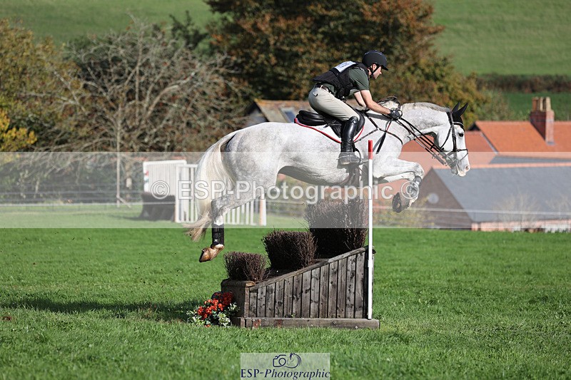 241025-124004-08124 - 121-Tommy.Greengard-EL.PORVENIR.LUIGI