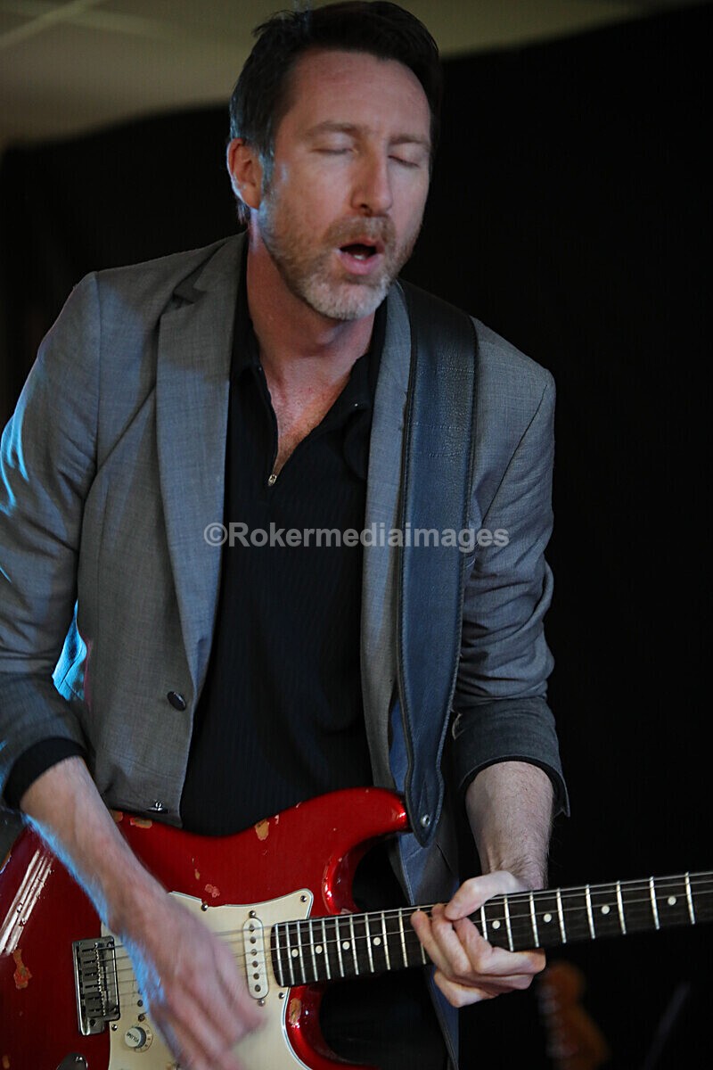 FOLK N BLUES-328 - FOLK and BLUES SEPT 2022