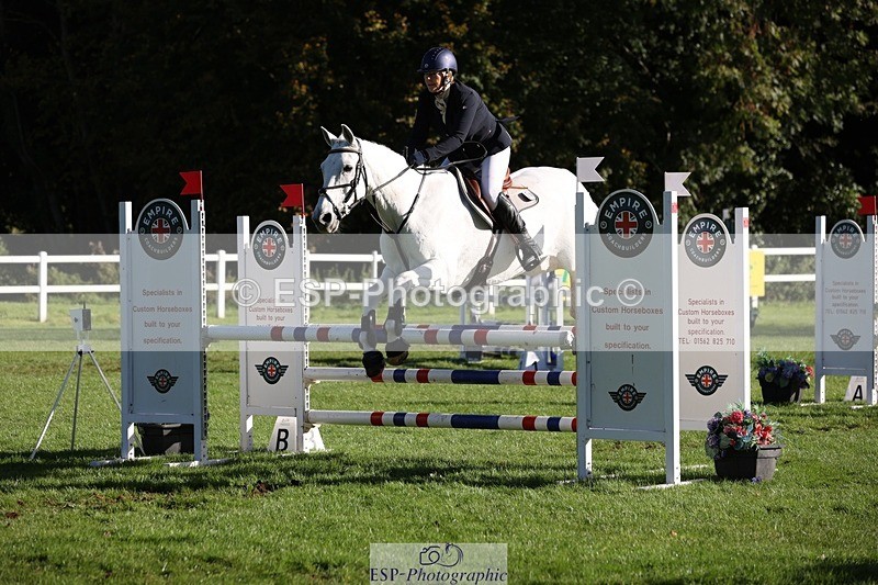 231022-105616-24846 - 651-RATHNAGREW.GREY.TEX-Nicola.Horsley-gubbins-TrotUp+SJ