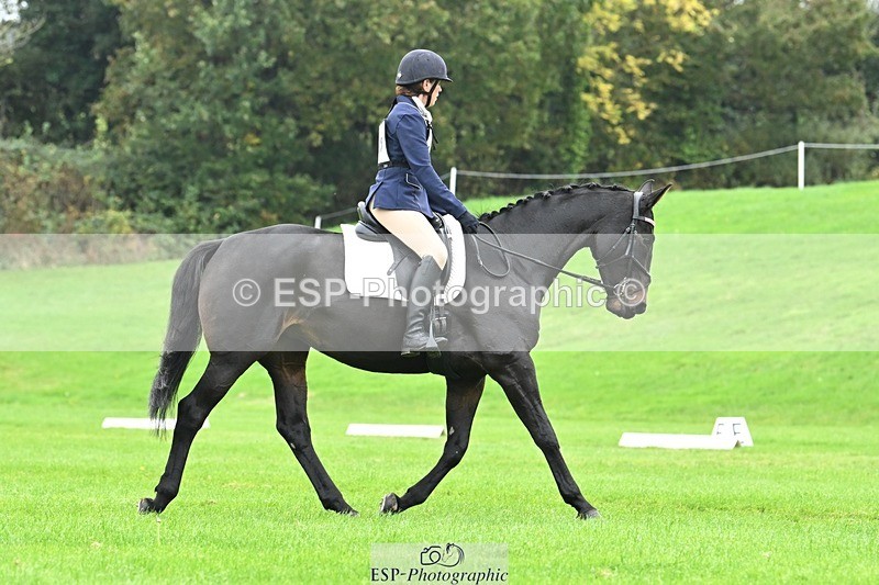 241024-150430-04696 - 423-Alexandra.Erskine.Scott-PRIMITIVE.DAYLIGHT