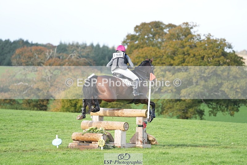 251024A-131536-11036 - B-158-Hannah.Hobhouse