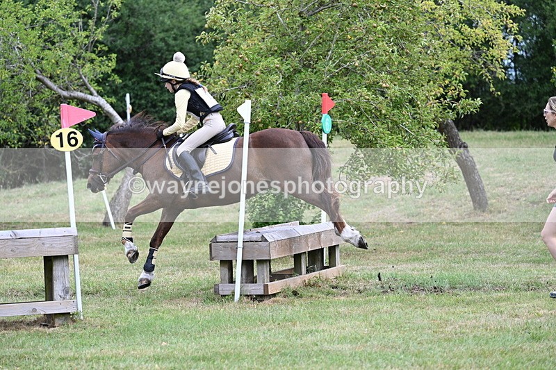 WJ7_4890 - 60cm XC Time 09:58 to 10:16