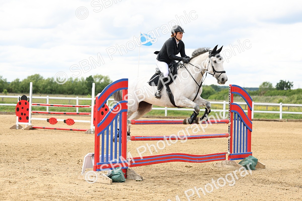 SBM_006095 - Class 19 - Senior Newcomers - 1.10m