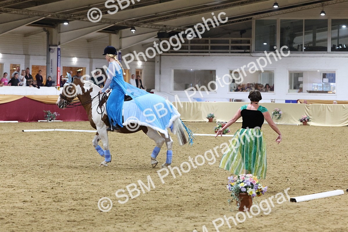 SBM_09661 - Class 52 Strictly Fancy Dress-Age