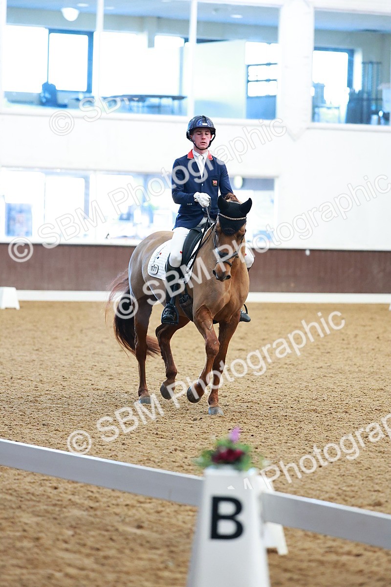 SBM_001304 - Class 18-15-16-22 - Elementary 5 Novice 5-Novice 6