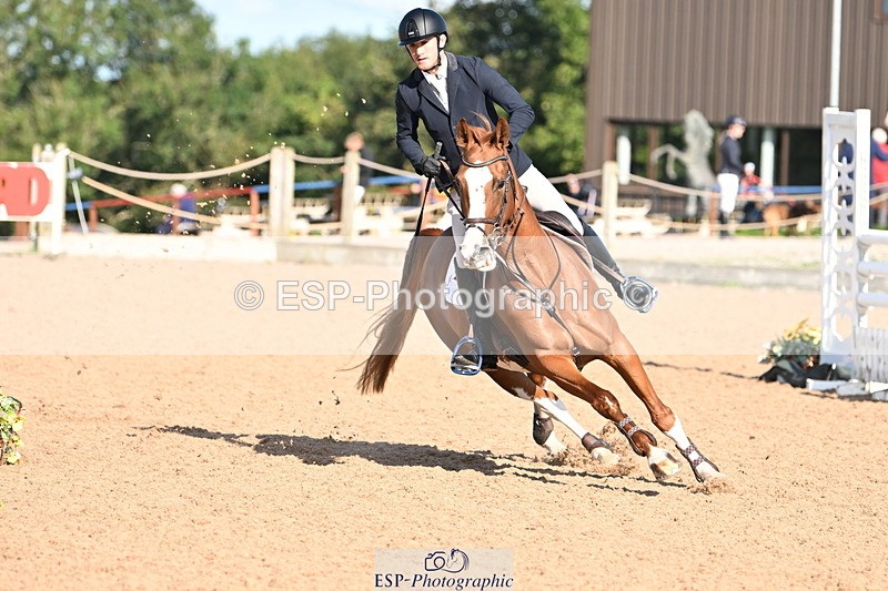 240913A-100040-03382 - Cls 13 Snr 1.05m & 1.10m Open