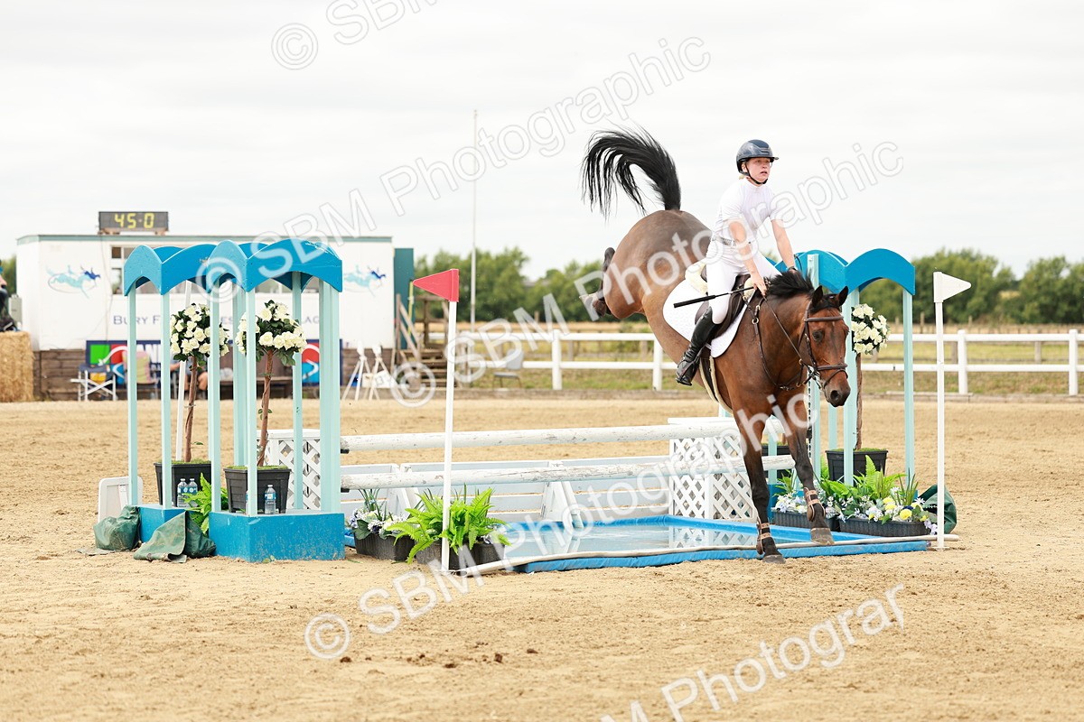 SBM_017751 - Class 21 - Senior Newcomers Championship 2d Rd