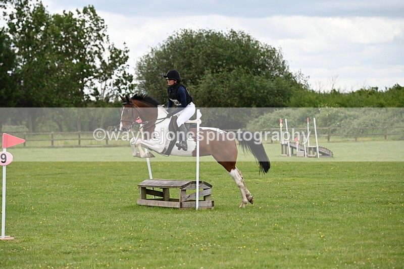 WJ6_3664 - Class 5 80cm Pairs