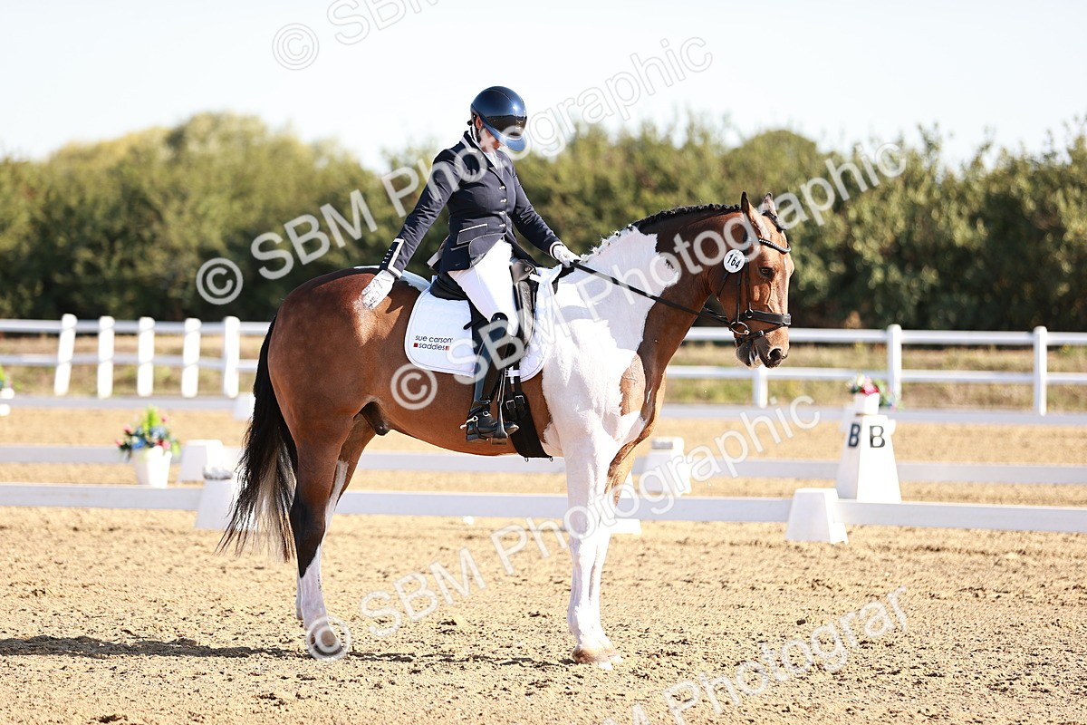 SBM_004247 - Class 12 - Novice 5 - 9.07-10.10